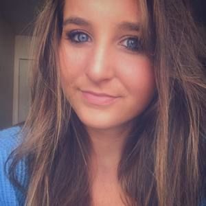 Meet your Posher, Elaina